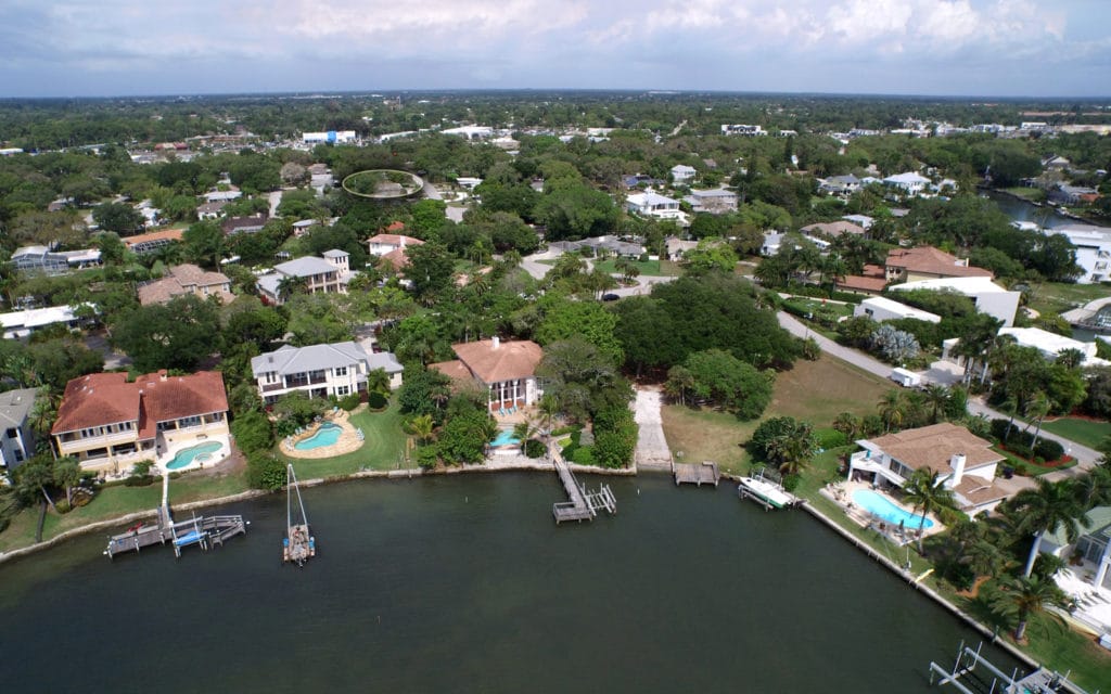 Coral Cove Homes for Sale | Sarasota Florida 3 Coral Cove in Sarasota - Bay