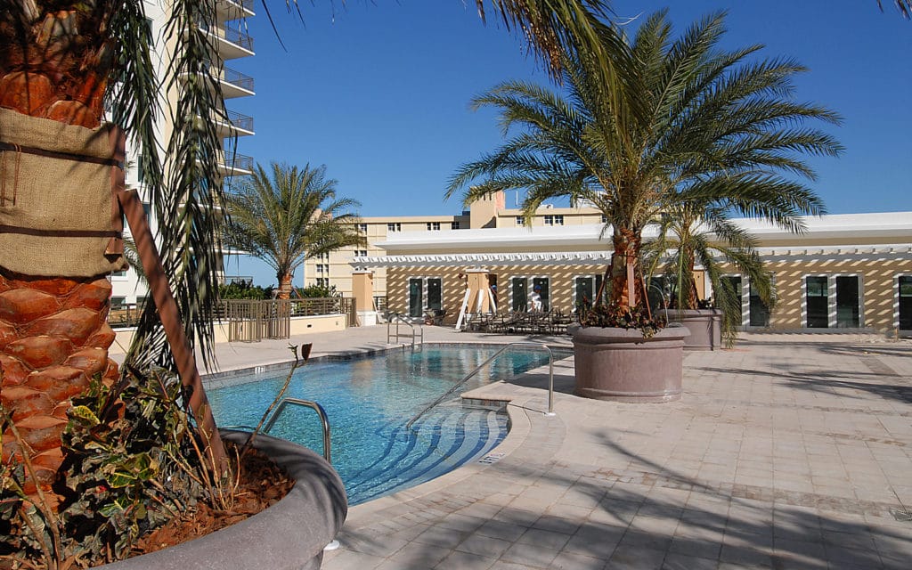 Alinari in Downtown Sarasota Pool 2