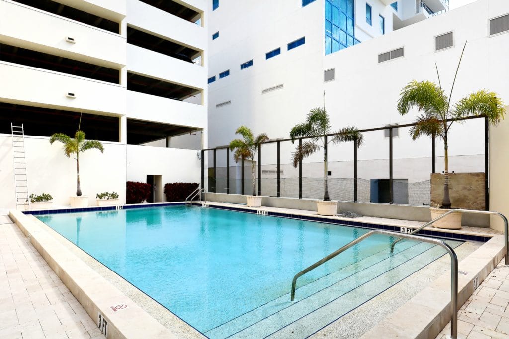 Bay Plaza Condos in Downtown Sarasota Pool 2