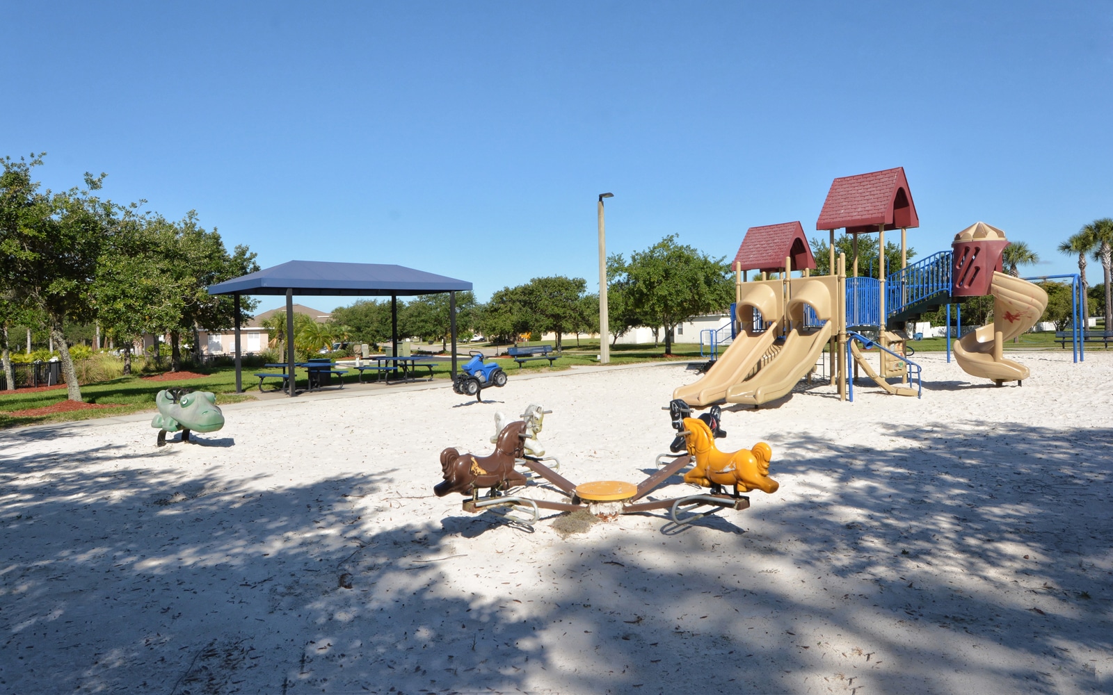 Kingsfield Lakes in Parrish Florida Neighborhood Homes for Sale