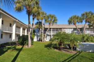 Kingston Arms in Lido Key Condos for Sale 3