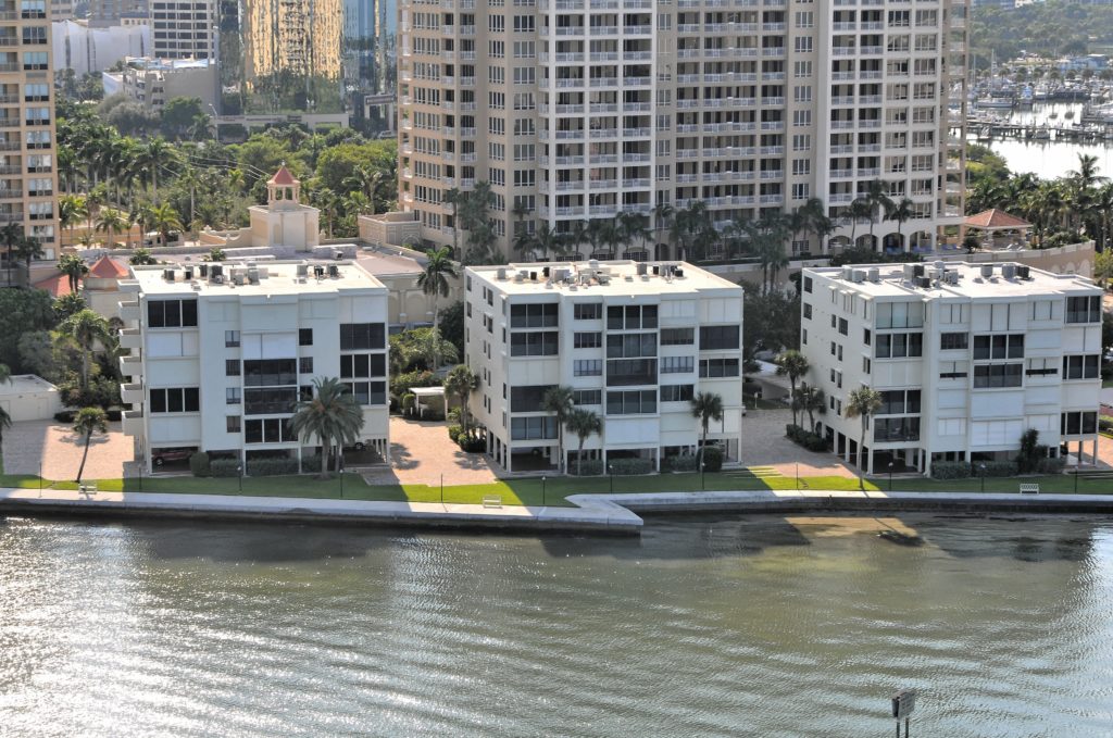Lawrence Pointe Sarasota Condos for Sale | Downtown Sarasota 3 Lawrence Pointe Sarasota Condos for Sale