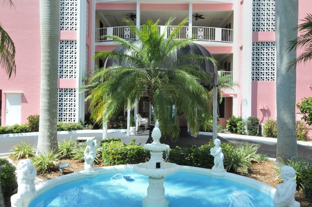 Le Chateau Sarasota Condos for Sale | Downtown Sarasota 6 Le Chateau in Sarasota Condos Fountain