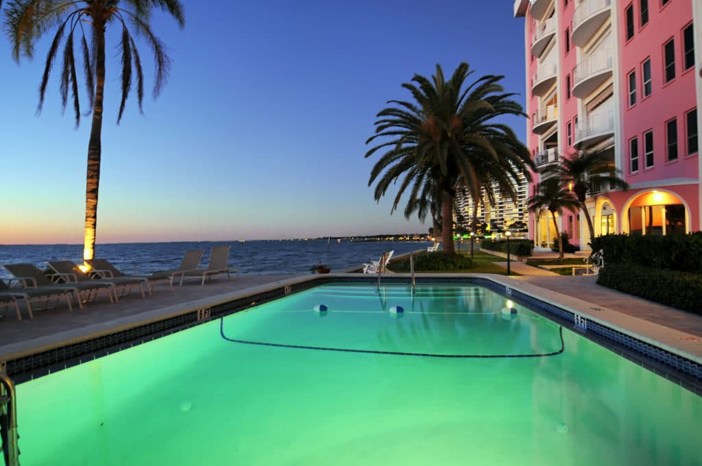 Le Chateau Sarasota Condos for Sale | Downtown Sarasota 10 Le Chateau in Sarasota Condos Pool 3