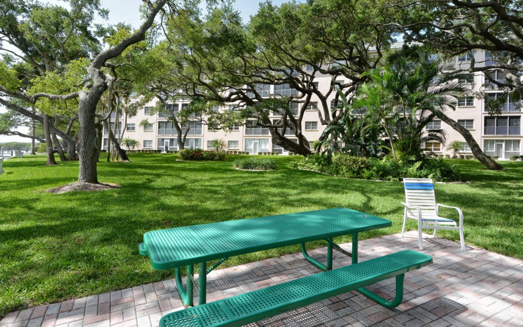 Bay Tree Club in Siesta Key Picnic Area - Sarasota Real Estate
