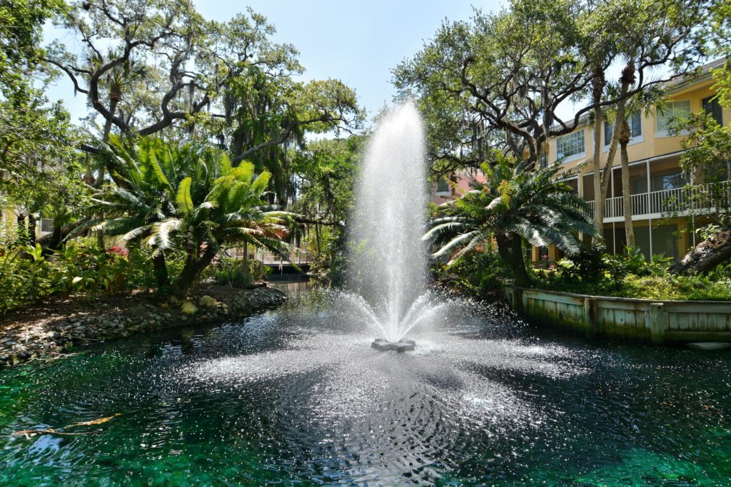 Hamilton Club Condos for Sale | Siesta Key Florida 6 Hamilton Club in Siesta Key Fountain