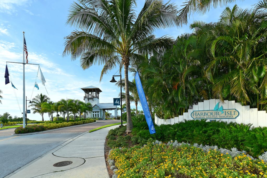 Harbour Isles in Bradenton Front Entrance
