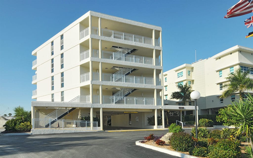 House of the Sun Condos for Sale | Siesta Key Florida 3 House of the Sun in Siesta Key Condos for Sale 1