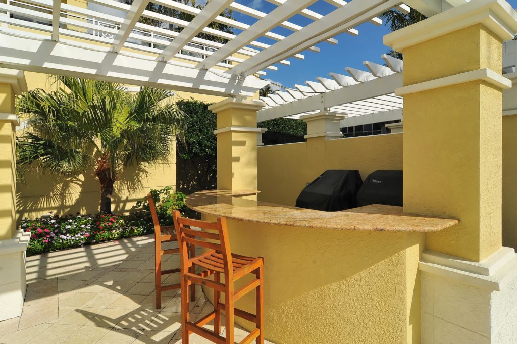 Orchid Beach Club Condos for Sale | Lido Key Florida 15 Orchid Beach Club Lido Key Grill