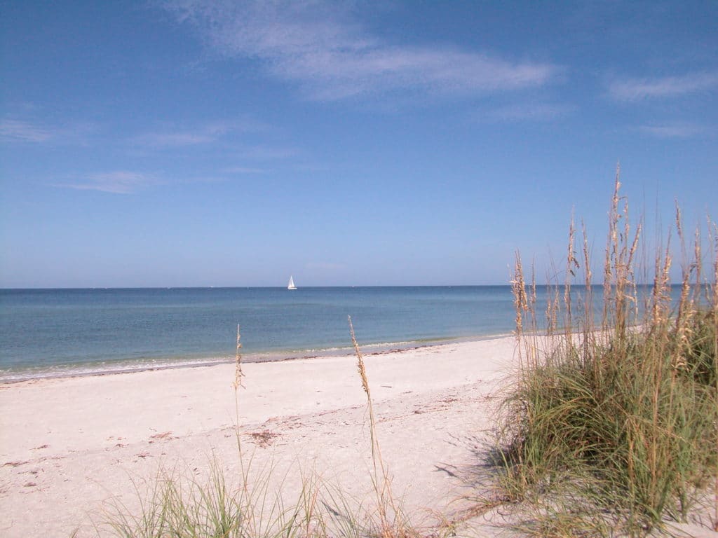 Bermuda Bay Club Condos for Sale | Bradenton Beach Florida 11 Beach Bermuda Bay Club 2011 11