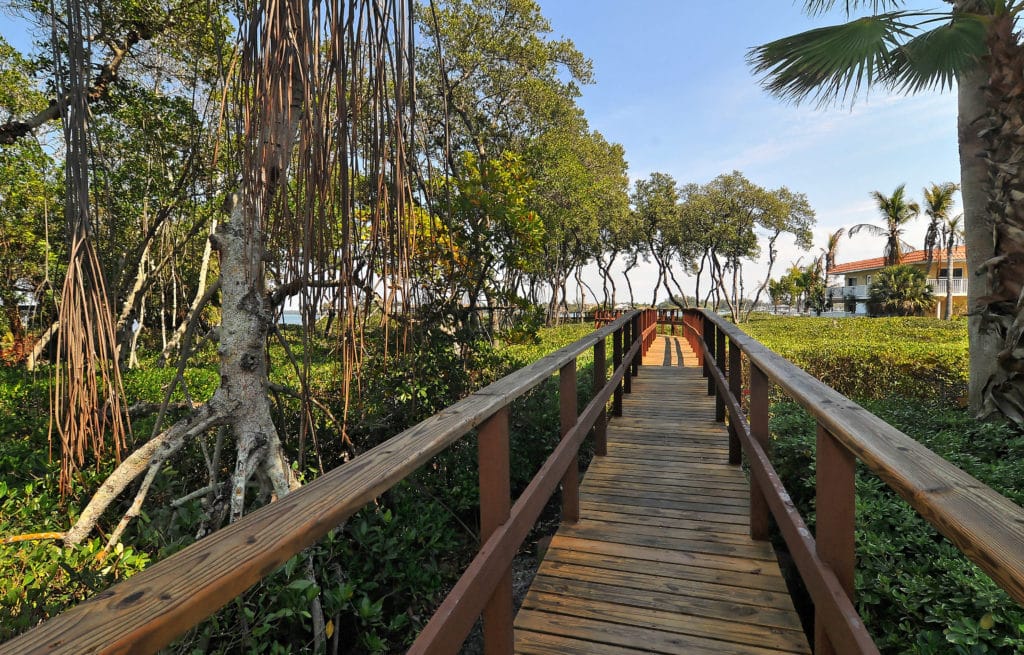 Bermuda Bay Club Condos for Sale | Bradenton Beach Florida 4 Beach Bermuda Bay Club 2011 4
