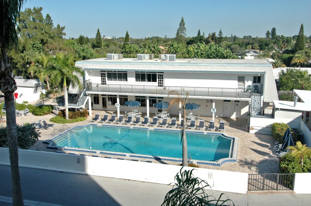 Crescent Royale Condos for Sale | Siesta Key Florida 6 Crescent Royale in Siesta Key Pool