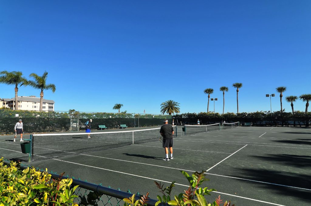 Harbor Towers Condos for Sale | Siesta Key Florida 8 Harbor Towers in Siesta Key Tennis