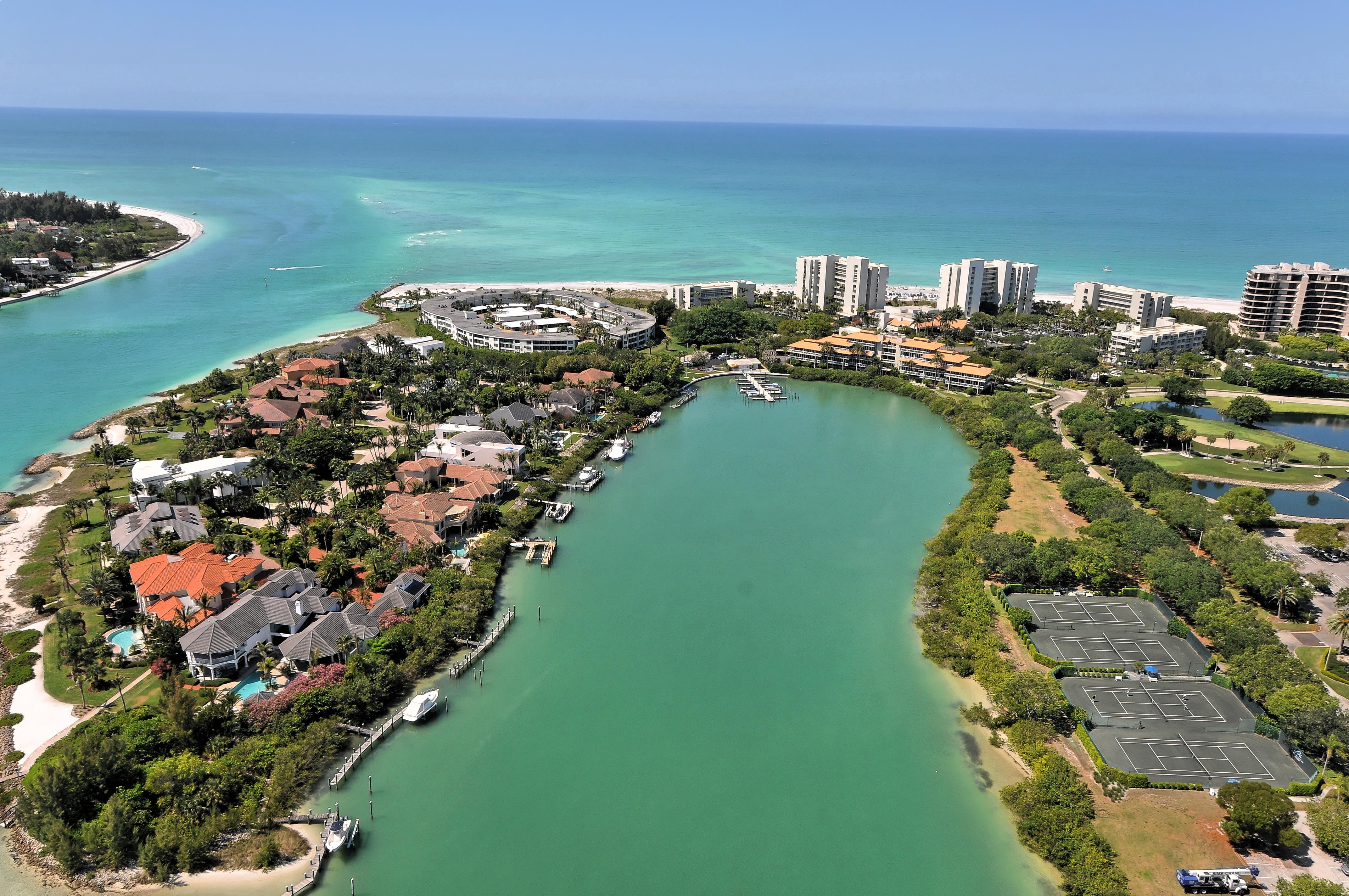 Longboat Key Club in Longboat Key Condos, Homes for Sale & Amenities