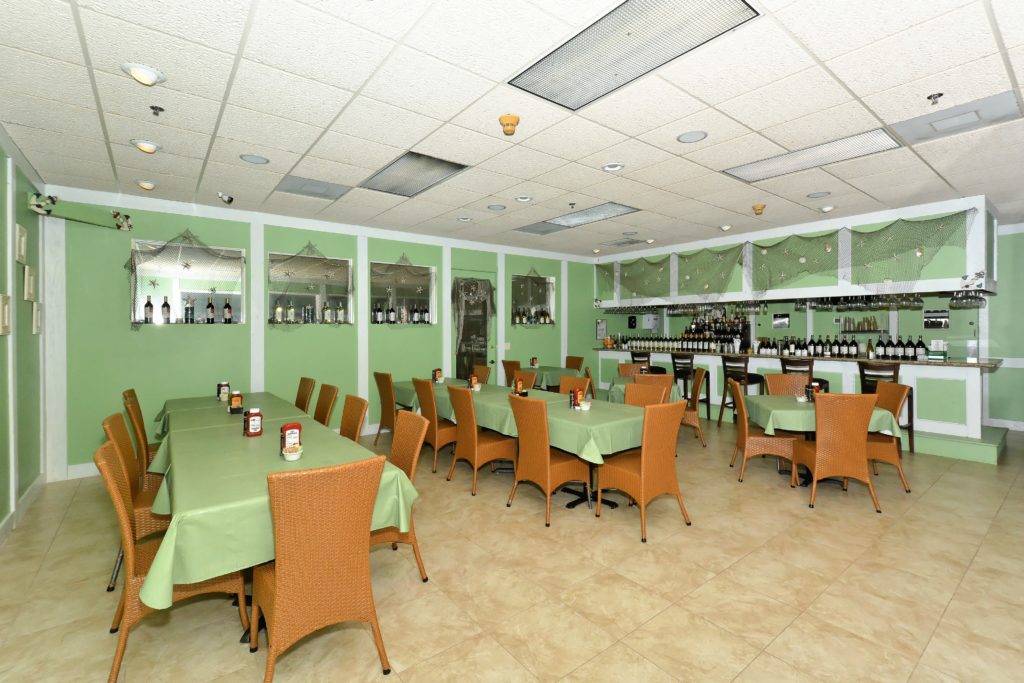 Cedars East in Longboat Key Cafe 2