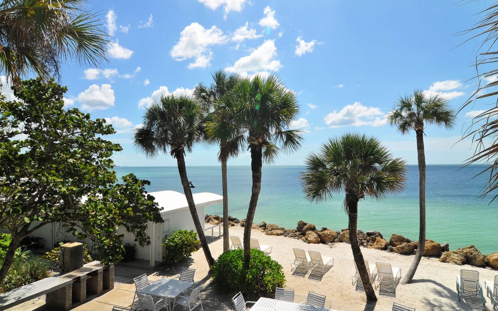 Sanderling Club Homes for Sale | Siesta Key Florida 5 Sanderling Club in Siesta Key Lounging Area