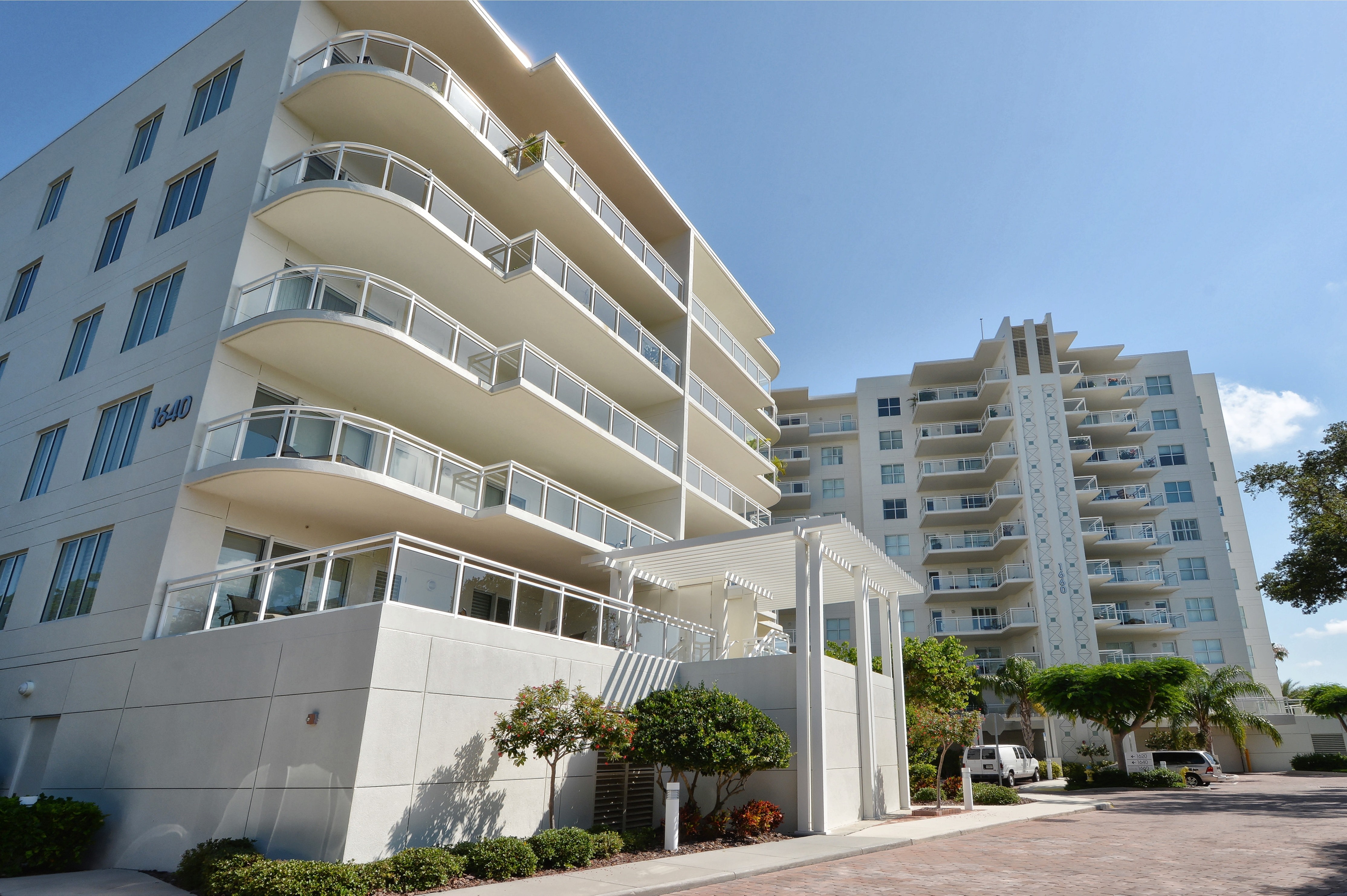 yacht cove condos for sale zillow