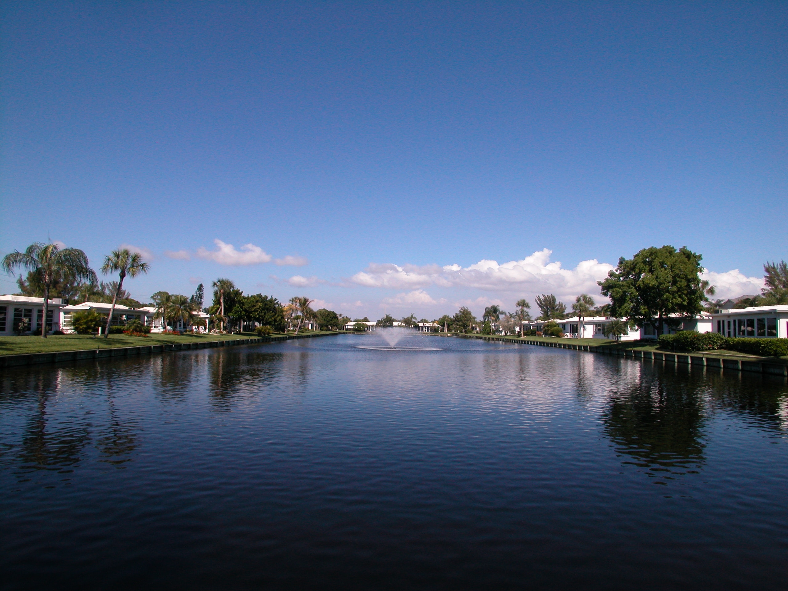 homes for sale in spanish main yacht club