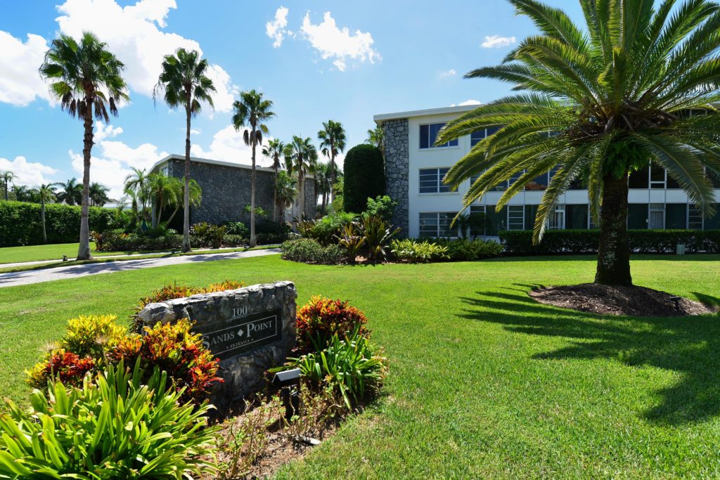 Sands Point in Longboat Key Condos for Sale