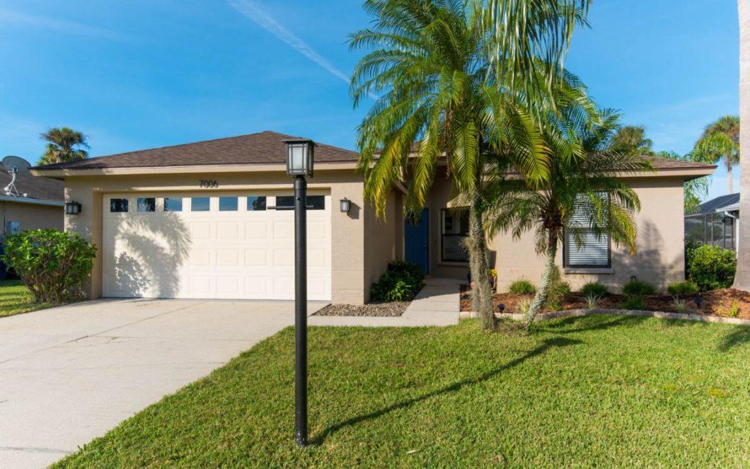 7006 44th Ct E Sarasota Home for Sale-2