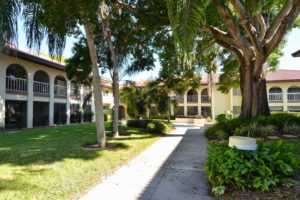 Village Plaza Sarasota Homes for Sale 1
