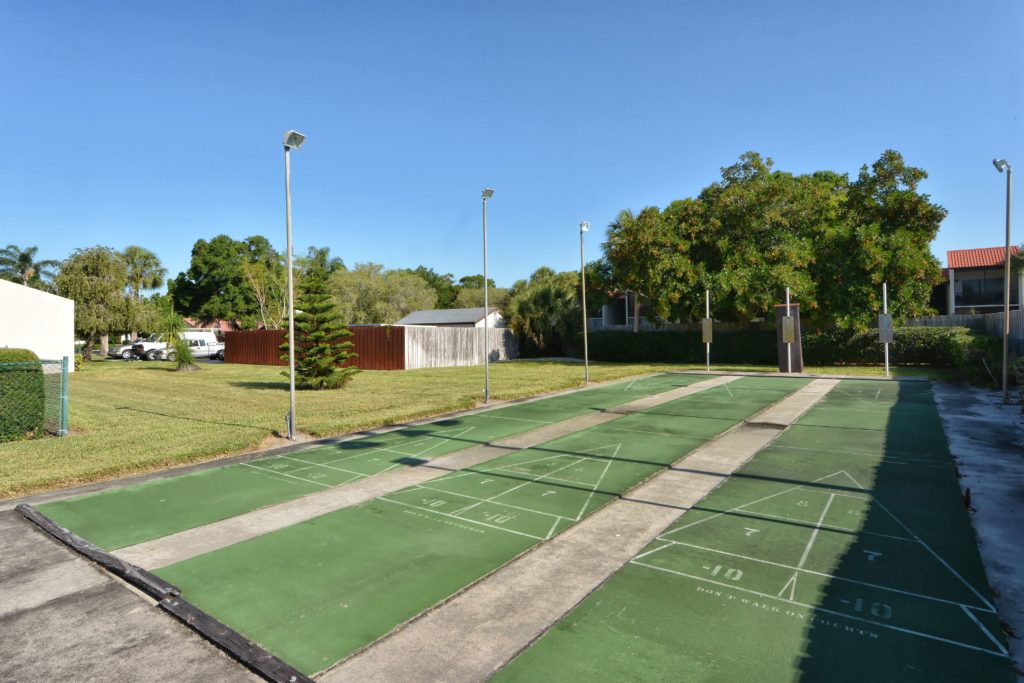 Village Plaza Sarasota Homes for Sale 18