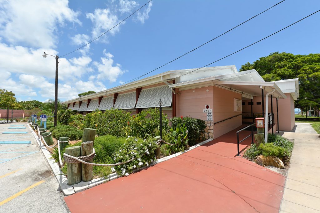 Bayshore Gardens in Bradenton Homes for Sale 2