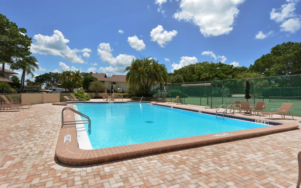 Pelican Harbour Beach Club in Longboat Key Condos for Sale 12