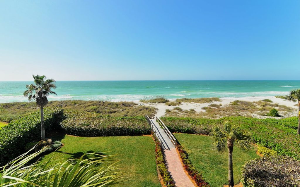 Pelican Harbour Beach Club in Longboat Key Condos for Sale 5