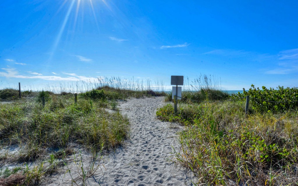 Gulf Shores in Venice Condos for Sale 4