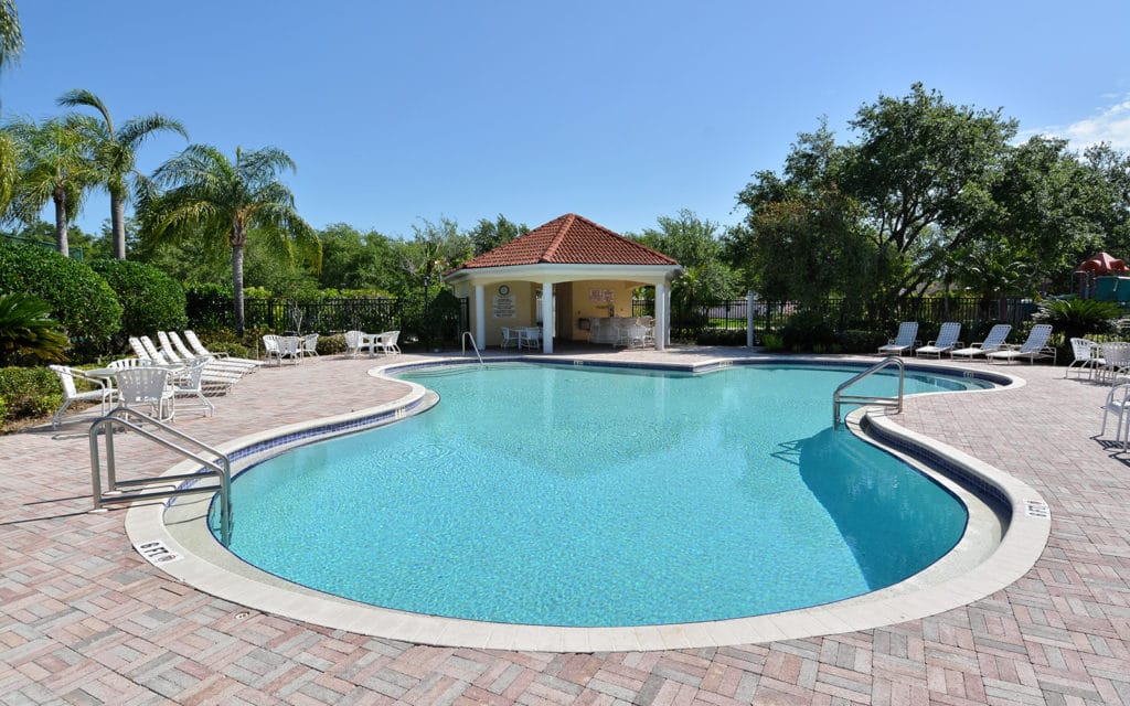 Carlyle at Palm Aire Sarasota Homes for Sale 4