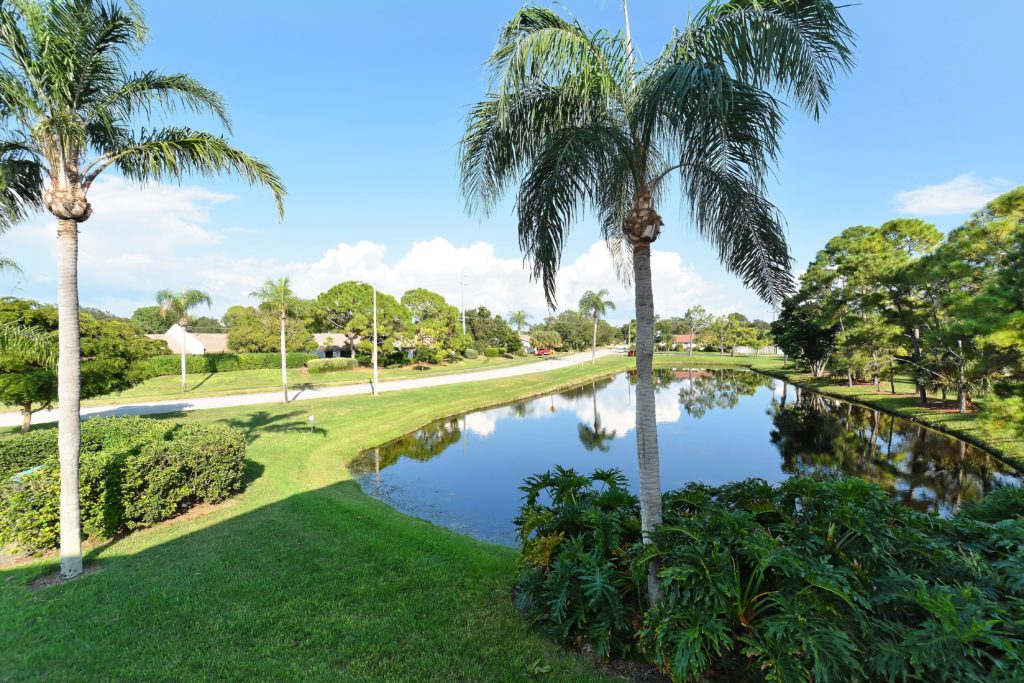 Country Village Bradenton Condos for Sale 1
