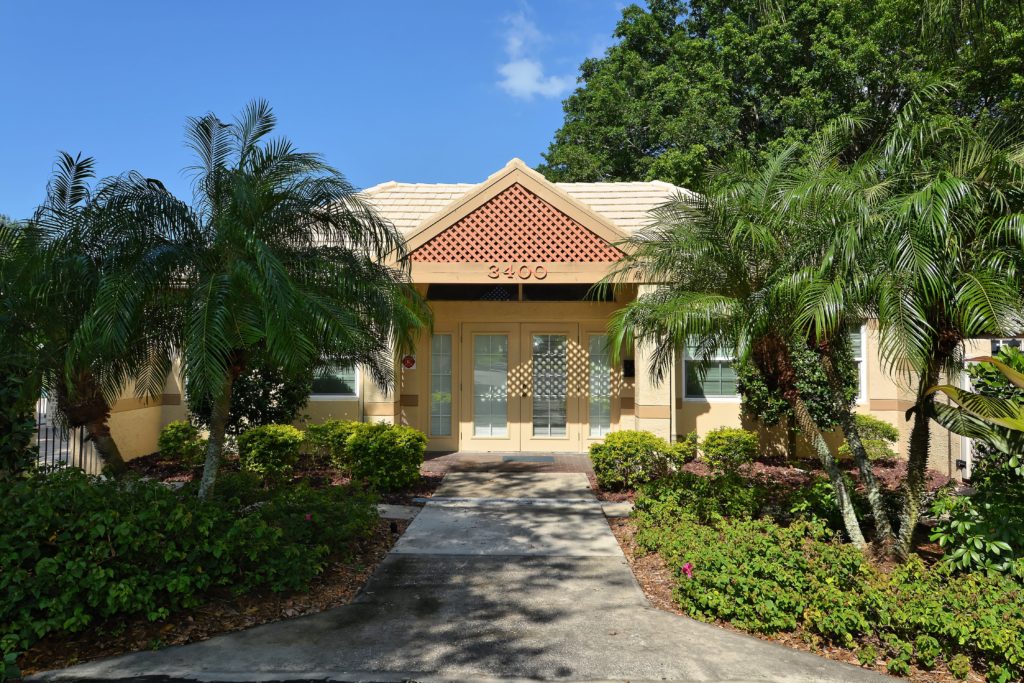 Lakebridge Villas for Sale | Bradenton Florida 3 Lakebridge in Bradenton Condos for Sale 11