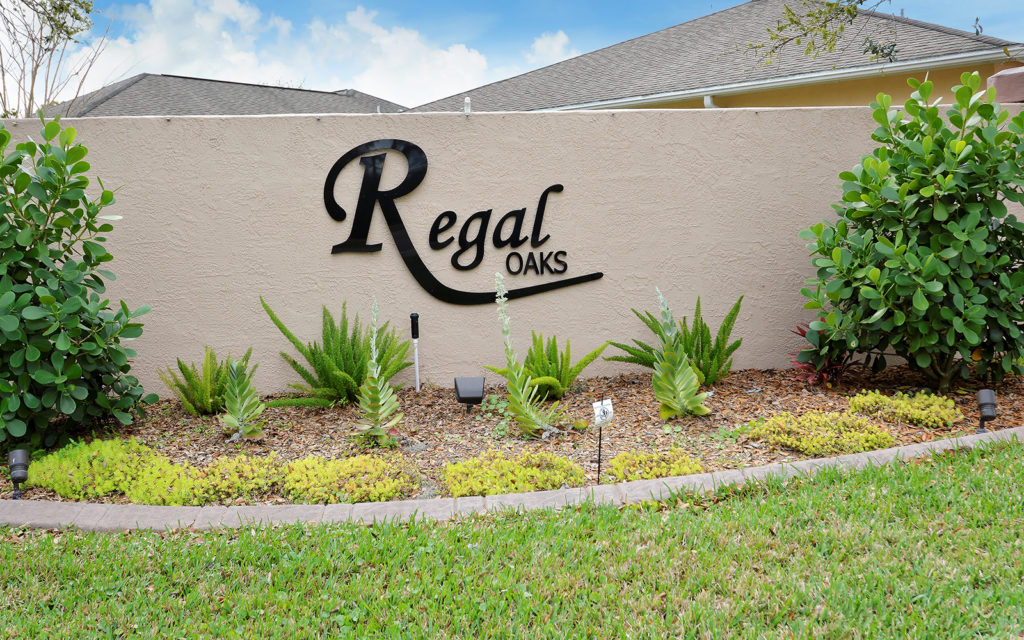Regal Oaks Bradenton Florida Condos for Sale 