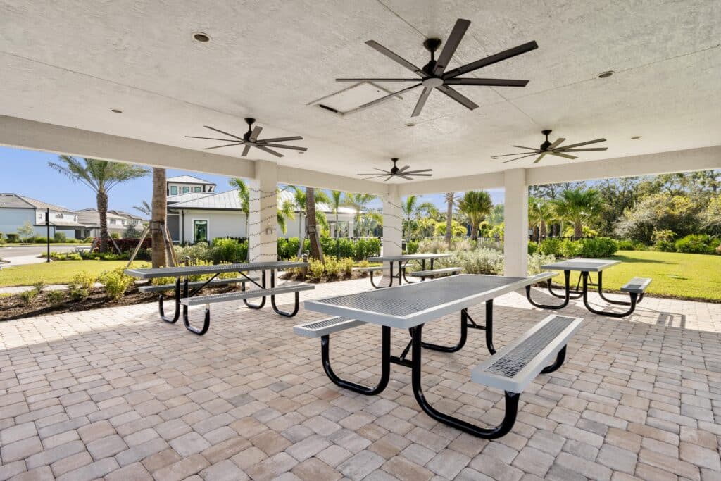Sapphire Point Lakewood Ranch Homes for Sale 21