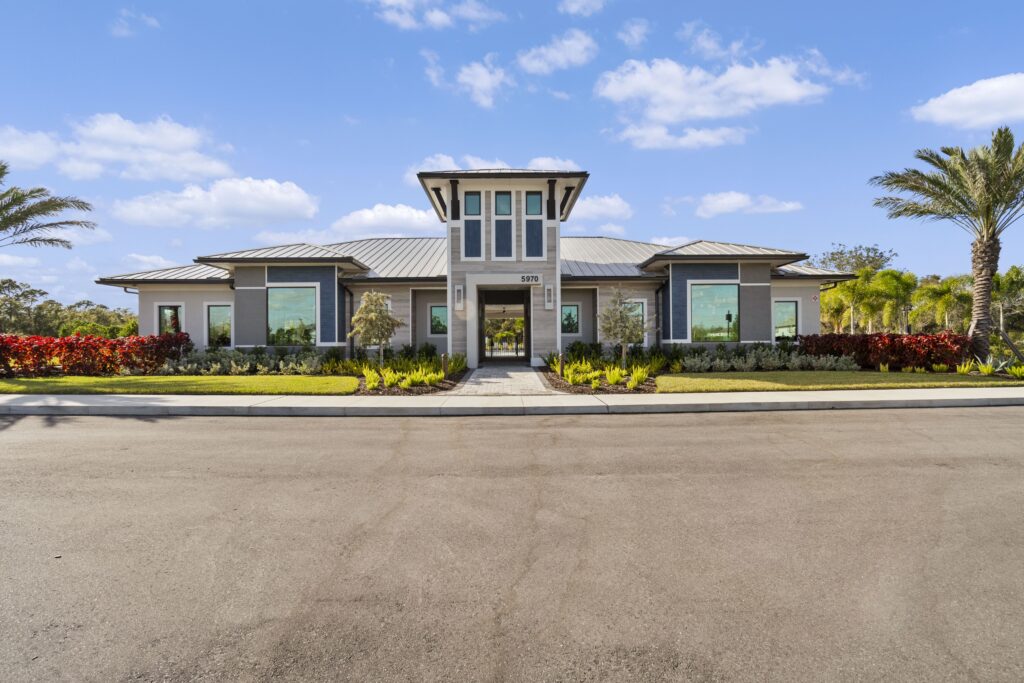 Sapphire Point Lakewood Ranch Homes for Sale 9