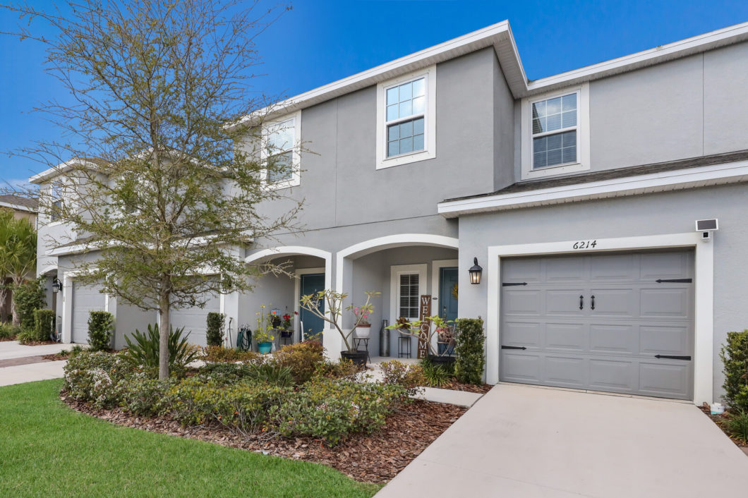 Townhome for Sale at 6214 Willowside Street Palmetto Florida