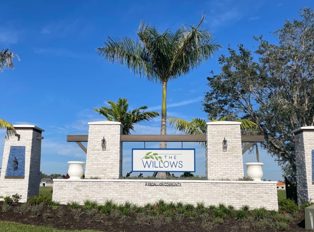 The Willows at Cross Creek Parrish : Luxury Homes for Sale 1 The Willows at Cross Creek Parrish Homes for Sale in Cross Creek (3)