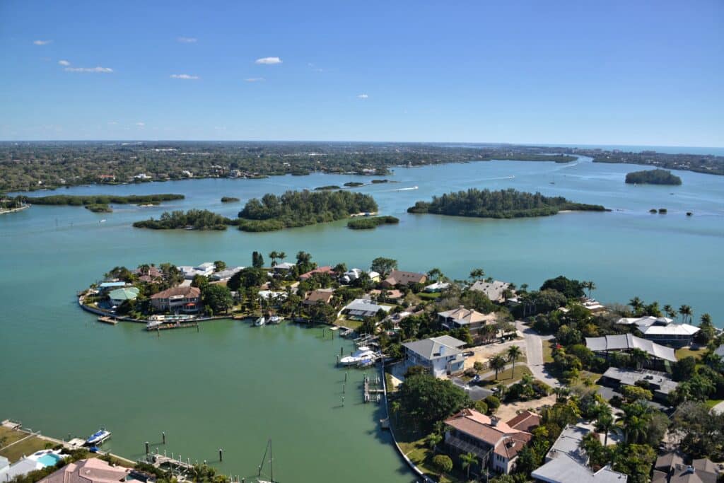 Bay Island Homes for Sale | Siesta Key Florida 3 Bay Island Siesta Key Florida Homes for Sale 4