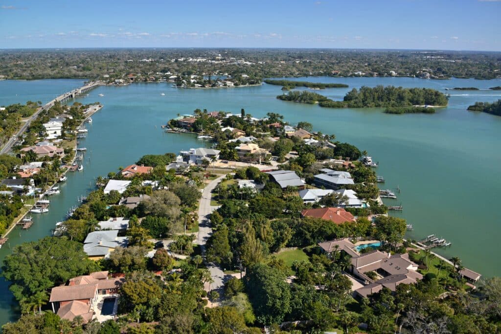 Bay Island Homes for Sale | Siesta Key Florida 4 Bay Island Siesta Key Florida Homes for Sale 5