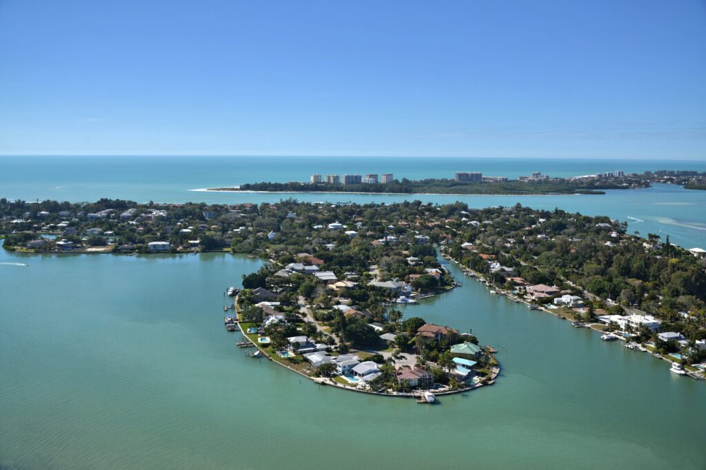 Bay Island Homes for Sale | Siesta Key Florida 8 Bay Island Siesta Key Homes for Sale