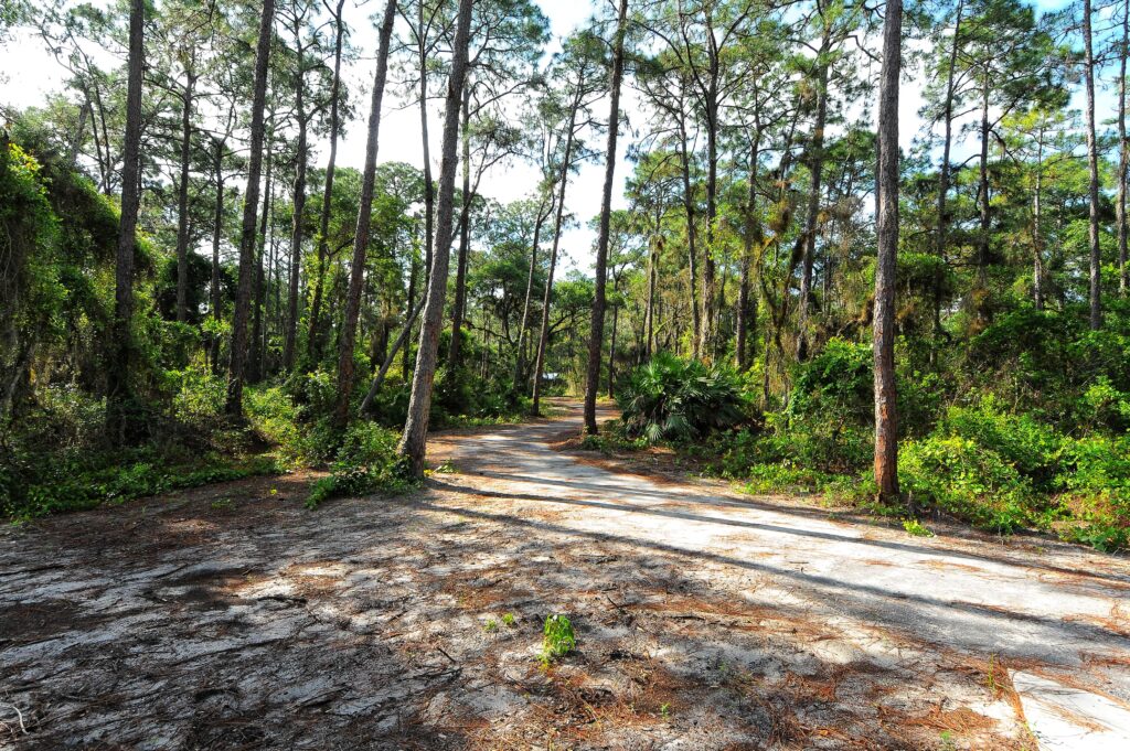 DeSoto Woods at Palm Aire Sarasota Florida Homes for Sale 4