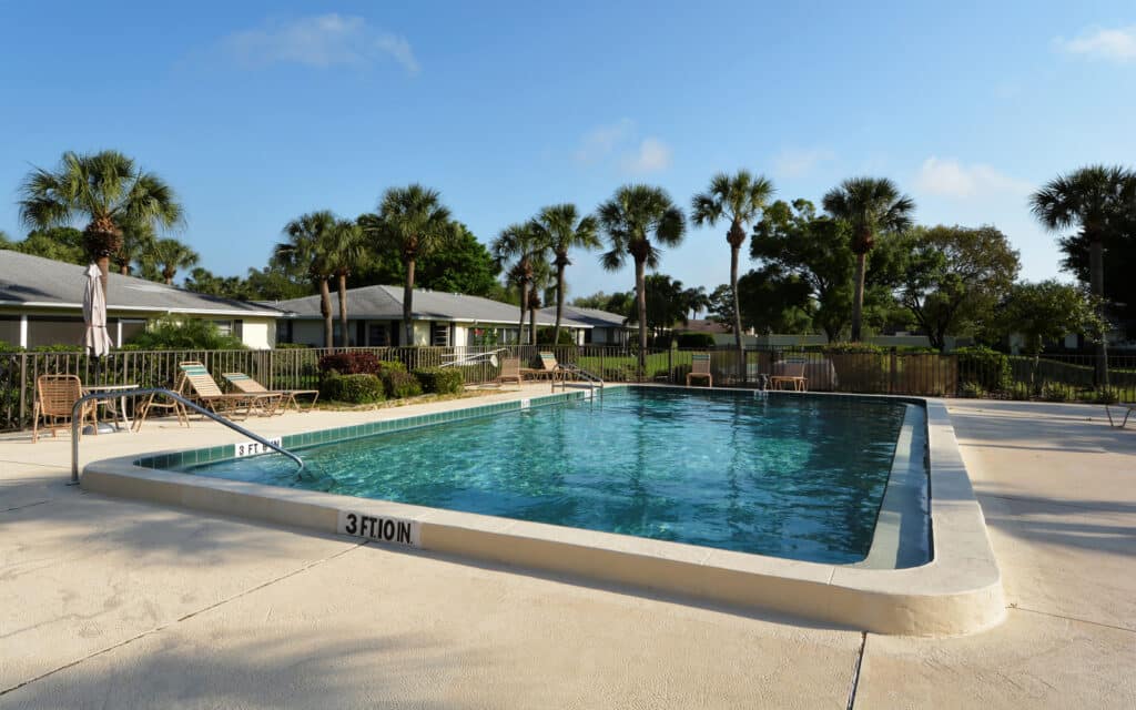 Fairway Point Palm Aire Sarasota Townhomes for Sale 3