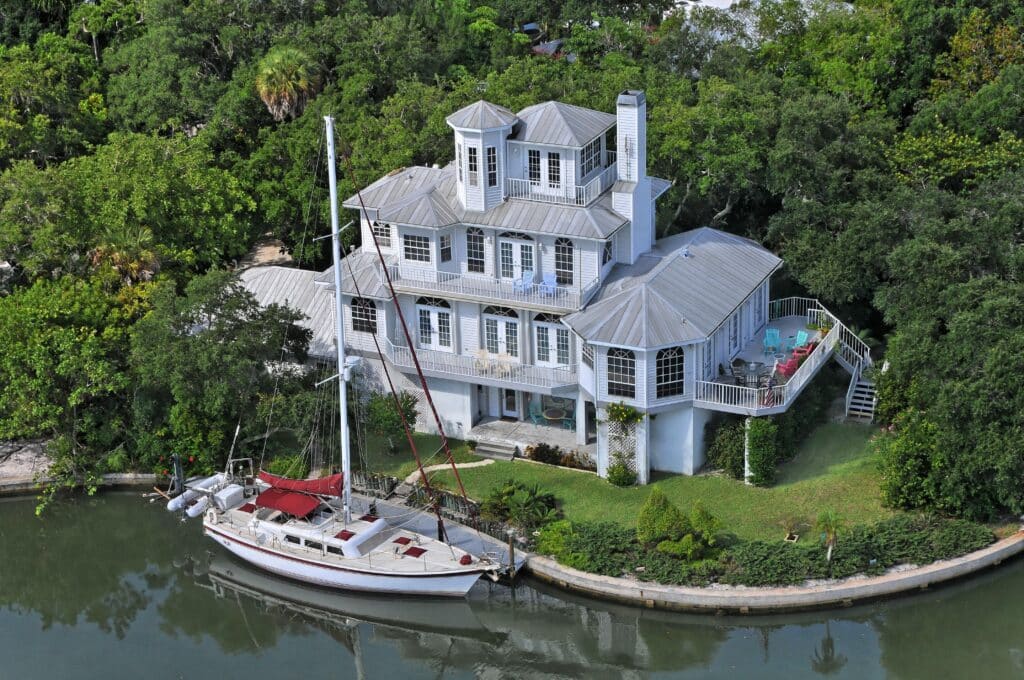Hidden Harbor Siesta Key Homes for Sale 12