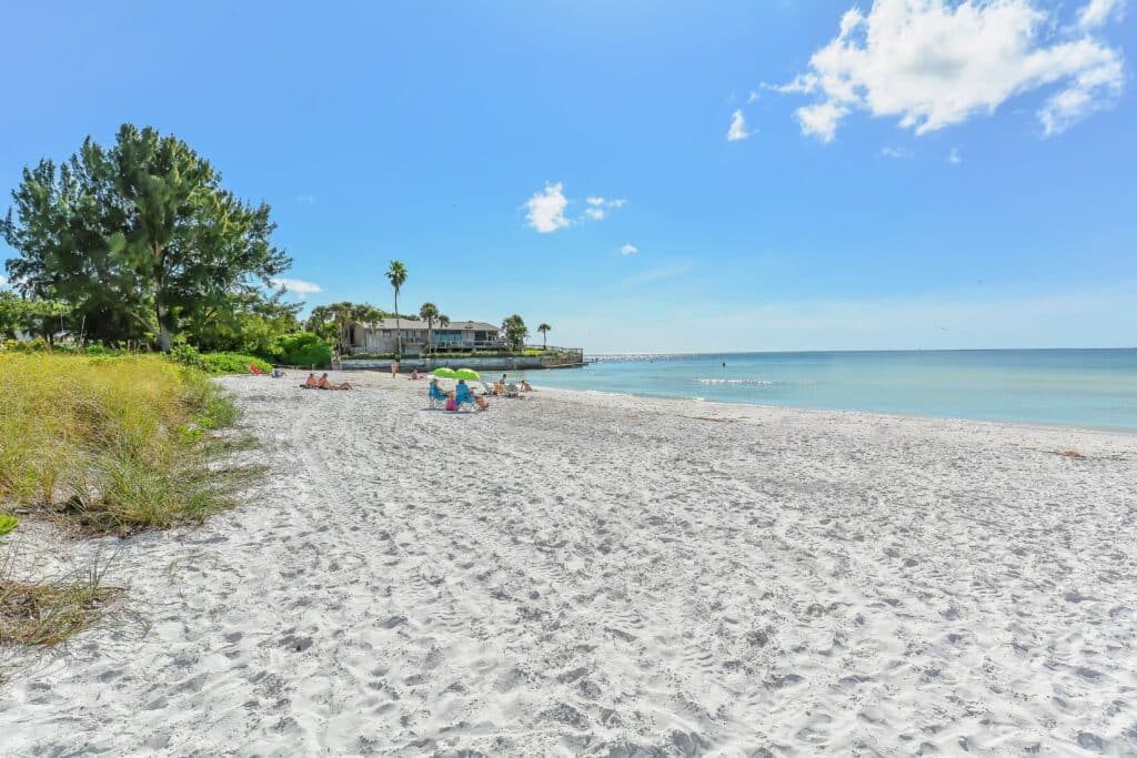 Hyatt Siesta Key Beach Condos for Sale | Siesta Key Florida 8 Hyatt Siesta Key Florida Condos for Sale 11