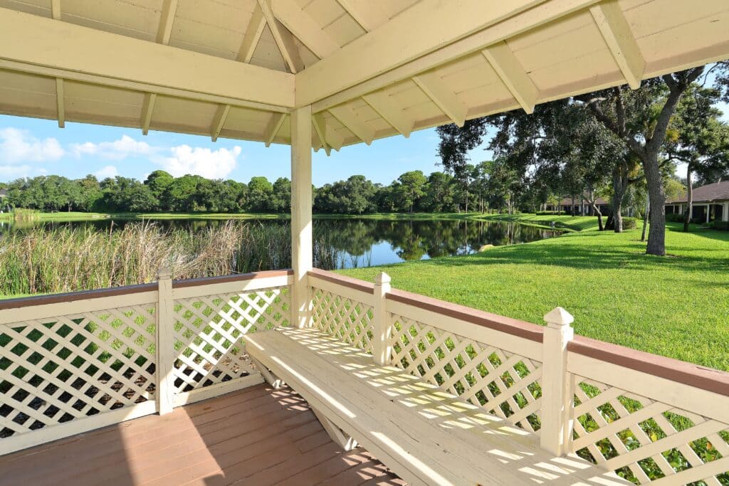 Woodlake Villas at Palm Aire Sarasota Florida Homes for Sale 4