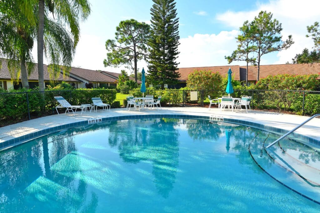 Woodlake Villas at Palm Aire Sarasota Florida Homes for Sale 8